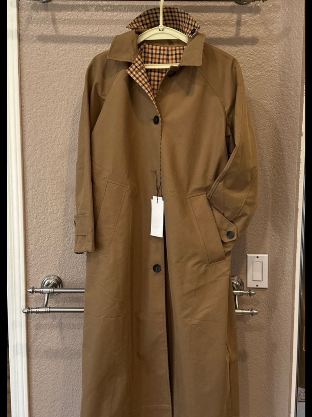 Zara Tan Trench Coat with Checked Lining - Picture 1 of 9